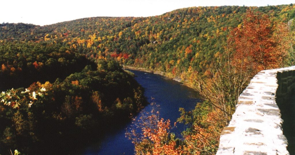 Photo of upper Delaware River as seen from stone ledge